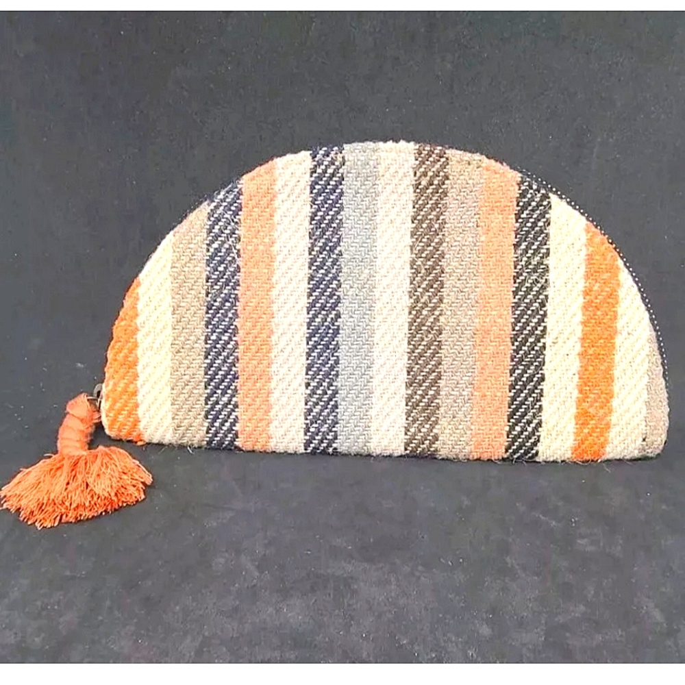 "Universal Thread" Sol Clutch/Purse Made From Recycled plastic bottles Earthy